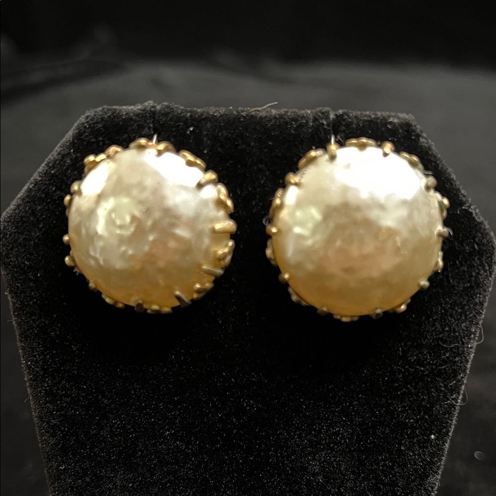 Miriam Haskell Vintage Gold Faux Baroque Pearl Clip-On Earrings 1511